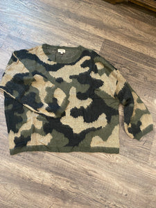 Camo Balloon Sleeve Sweater